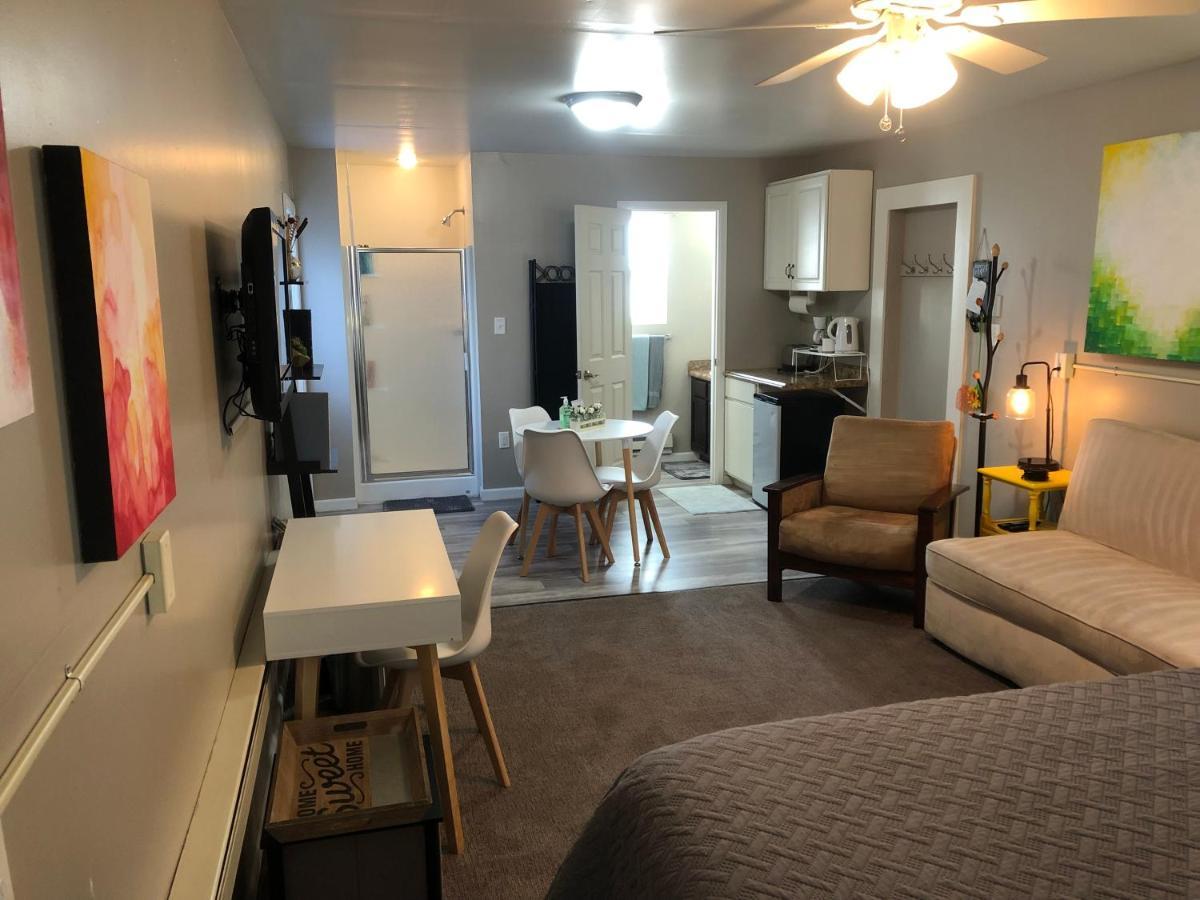 Cozy Studio Grand Junction Exterior photo